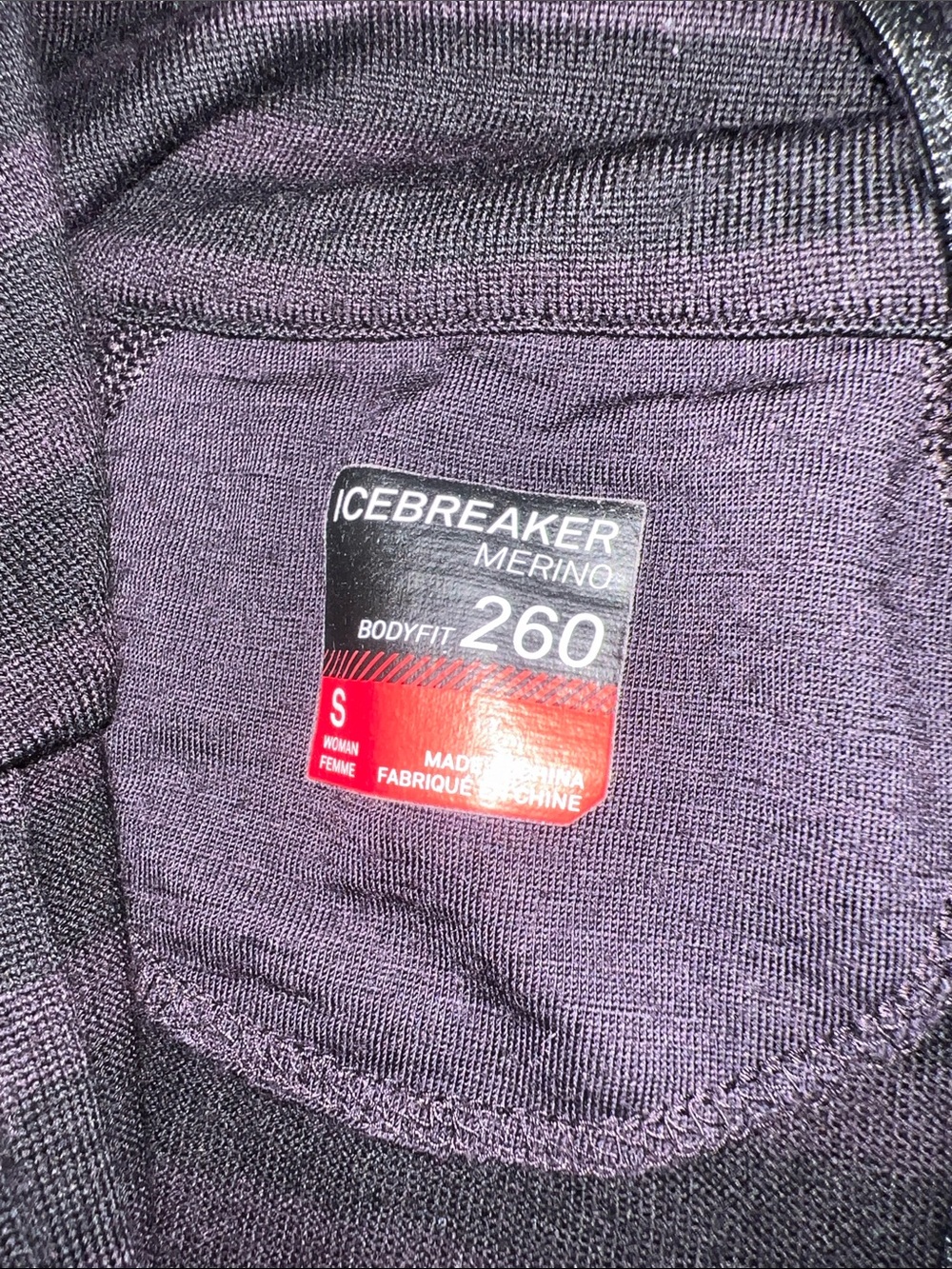 Icebreaker Merino Black and Charcoal Striped Quarter-Zip Pull Over - Picture 3 of 5